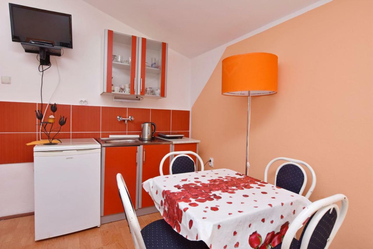 Apartments Siljak Petrovac Eksteriør bilde