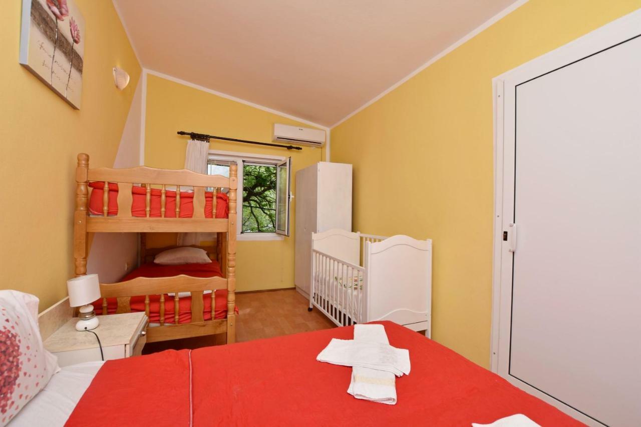 Apartments Siljak Petrovac Eksteriør bilde
