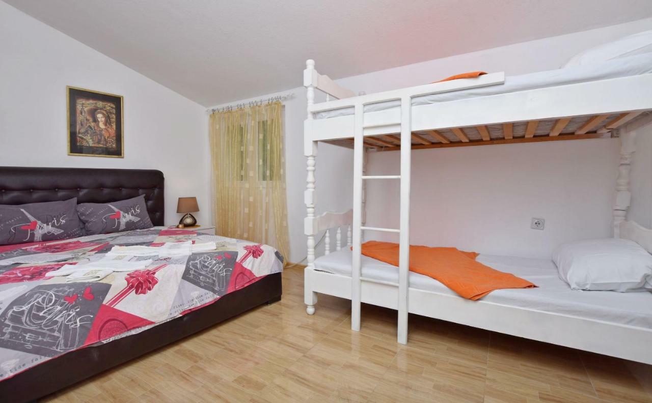 Apartments Siljak Petrovac Eksteriør bilde