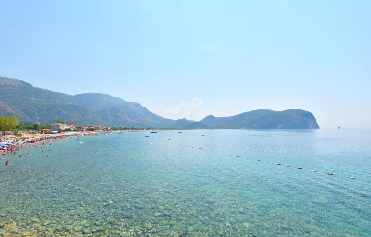 Apartments Siljak Petrovac Eksteriør bilde